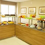 Hotel Três Caravelas