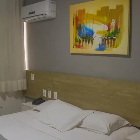 Três Caravelas 3*