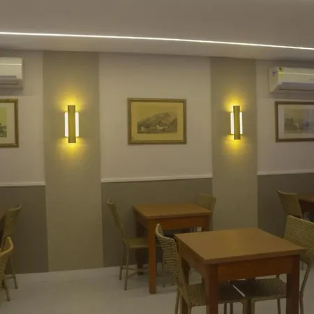 Três Caravelas Hotel 3*