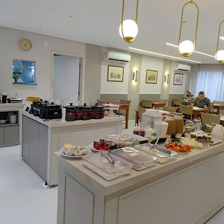 Hotel Três Caravelas 3*